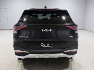 Used 2025 Kia Sportage LX video 3