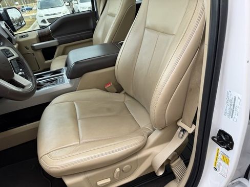 Used 2019 Ford F150 Lariat w/ Equipment Group 502A Luxury image 24