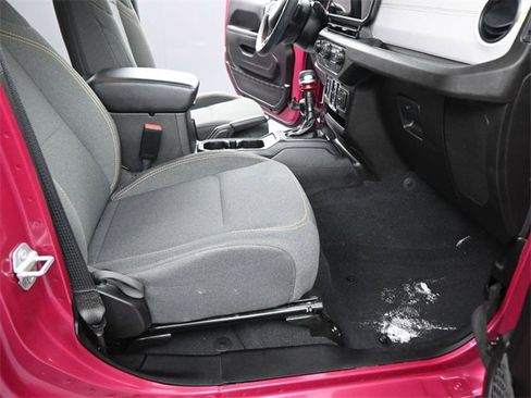 Used 2024 Jeep Wrangler Sport S image 35