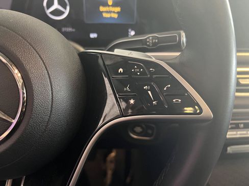 Used 2024 Mercedes-Benz GLE 350 4MATIC image 19