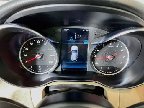 Used 2021 Mercedes-Benz GLC 300 w/ Premium Package image 18