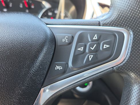 Used 2020 Chevrolet Equinox LT AWD/4WD image 60