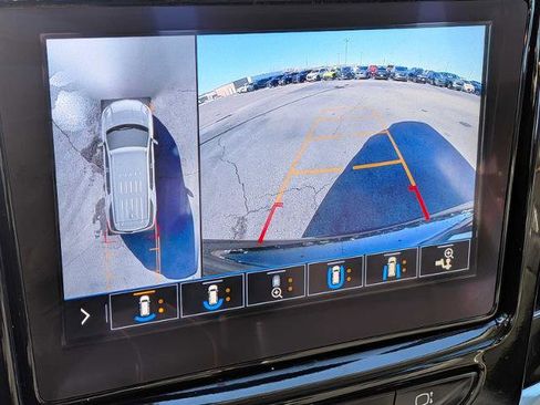 Used 2020 Chevrolet Traverse RS w/ LPO, Floor Liner Package image 30