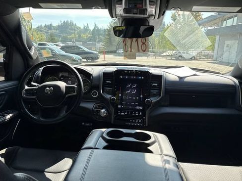 Used 2023 RAM 1500 Laramie AWD/4WD image 11
