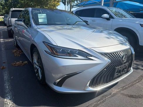 Used 2019 Lexus ES 350 Ultra Luxury w/ Accessory Package 2 FWD image 1