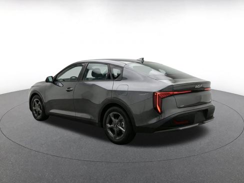 Used 2025 Kia K4 FWD image 7