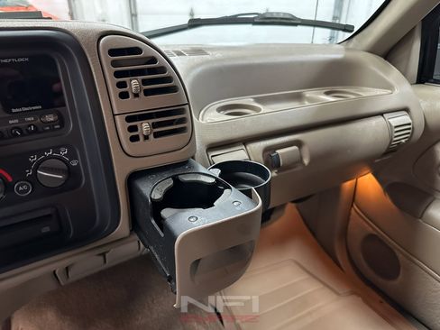 Used 1996 Chevrolet Silverado 3500 2WD Extended Cab image 30