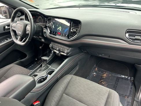 Used 2025 Dodge Durango GT AWD/4WD image 38