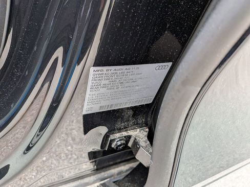 New 2026 Audi Q8 Premium Plus image 27