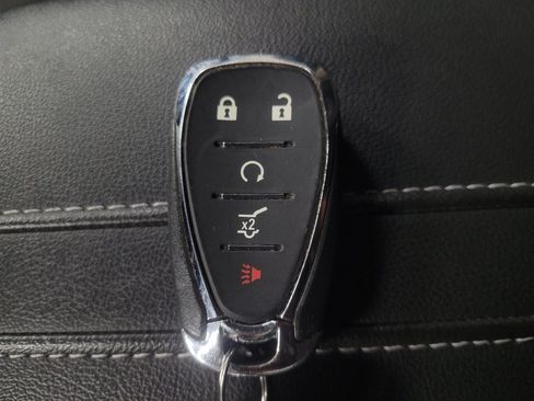 Used 2024 Chevrolet Blazer LT w/ Convenience Package FWD image 32
