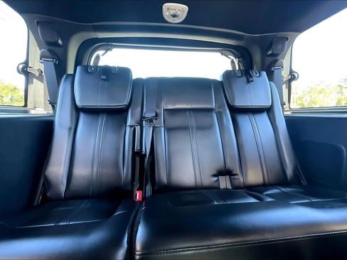 Used 2016 Lincoln Navigator Select image 29