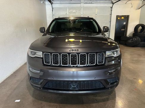 Used 2018 Jeep Grand Cherokee Summit w/ Platinum Series Group AWD/4WD image 4