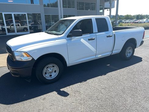 Used 2020 RAM 1500 Tradesman w/ Popular Equipment Group AWD/4WD image 2