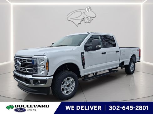 New 2026 Ford F250 XLT w/ FX4 Off-Road Package AWD/4WD image 1