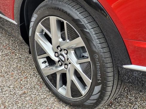 New 2026 Cadillac Optiq Luxury 2 w/ LPO, Floor Liner Package image 7