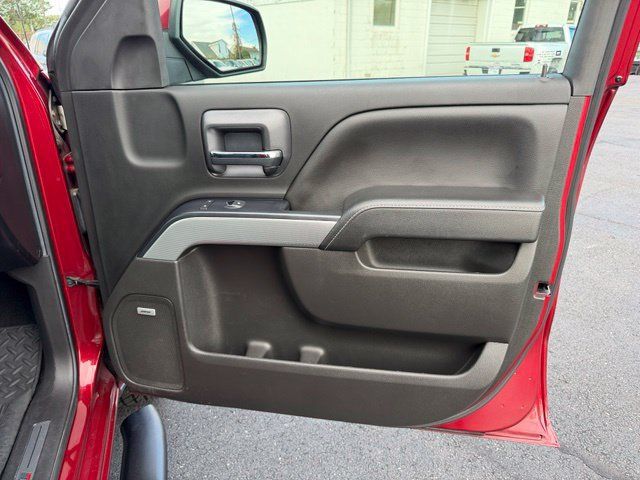 Used 2018 Chevrolet Silverado 1500 LT w/ All Star Edition AWD/4WD image 17