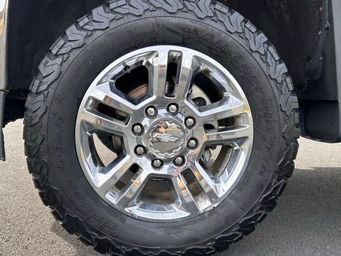 Used 2018 Chevrolet Silverado 2500 LTZ w/ Duramax Plus Package image 12