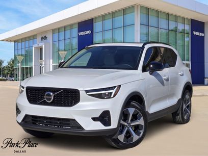 New 2026 Volvo XC40 B5 Plus w/ Protection Package Premier