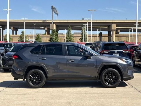 Used 2025 Toyota RAV4 LE FWD image 3