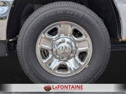 Used 2018 RAM 2500 Tradesman w/ Chrome Appearance Group AWD/4WD image 30