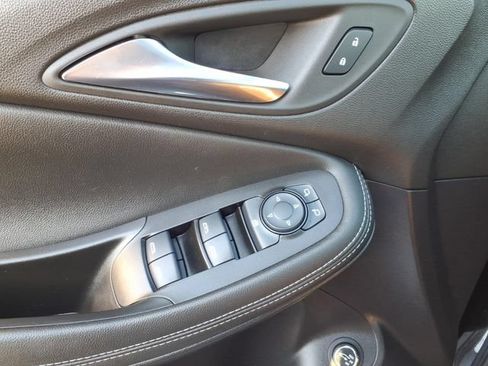 Used 2023 Buick Encore GX Select w/ Sport Touring Package FWD image 27