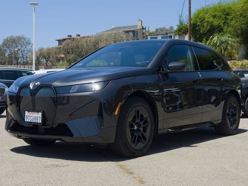 Used 2026 BMW iX xDrive45 AWD/4WD image 3