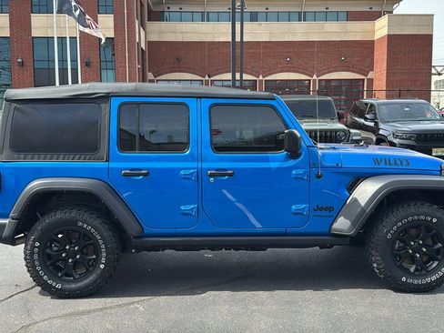 Used 2022 Jeep Wrangler Unlimited Sport image 7