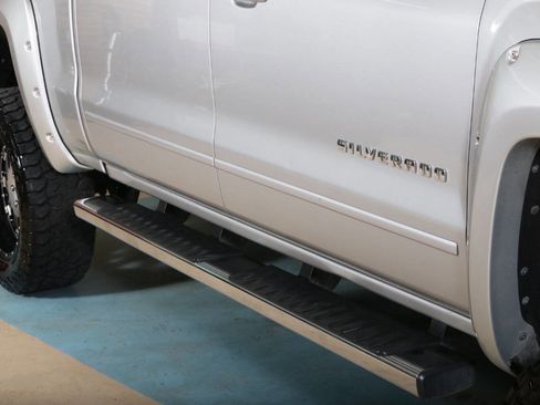 Used 2015 Chevrolet Silverado 1500 LT AWD/4WD image 16