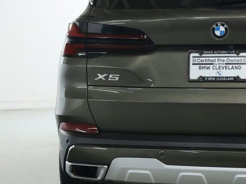 Certified 2024 BMW X5 xDrive40i w/ Premium Package image 44