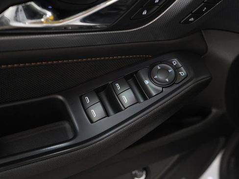 Used 2021 Chevrolet Traverse Premier w/ Redline Edition AWD/4WD image 21