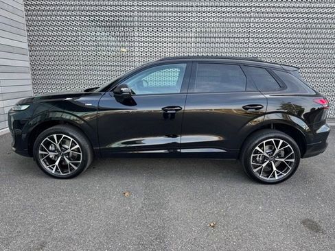 New 2026 Audi Q3 quattro 2.0T image 2