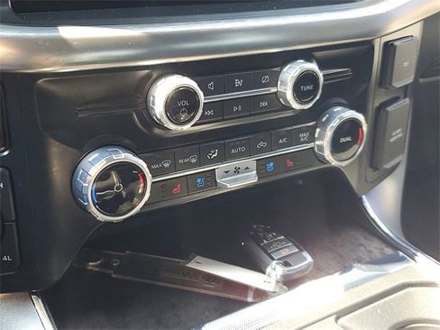 Used 2023 Ford F150 Lariat image 18