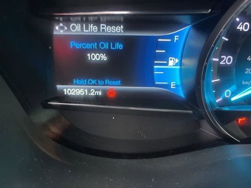 Certified 2018 Ford Explorer XLT w/ Equipment Group 202A image 33