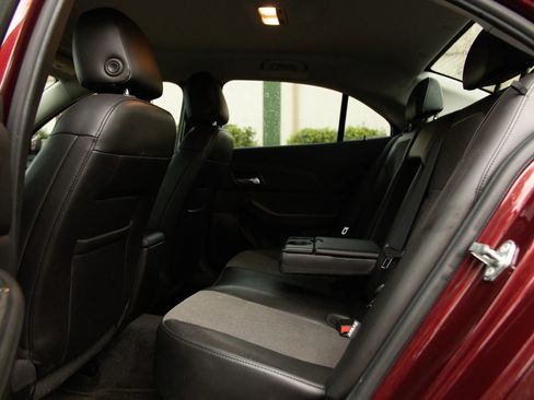 Used 2015 Chevrolet Malibu LT w/ Power Convenience Package image 25