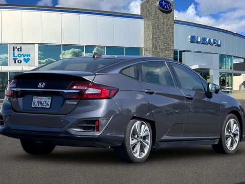Used 2019 Honda Clarity Plug-In Hybrid image 2