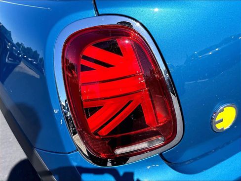 Used 2024 MINI Cooper SE FWD image 23