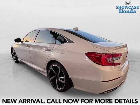 Used 2020 Honda Accord Sport image 4