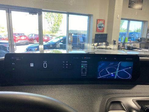 Used 2025 Ford Expedition Max Active AWD/4WD image 26