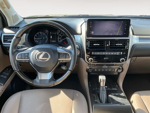 Used 2023 Lexus GX 460 Premium w/ Premium Package AWD/4WD image 10