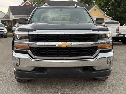 Used 2018 Chevrolet Silverado 1500 LT w/ All Star Edition AWD/4WD image 6