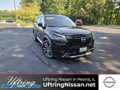 Used 2025 Nissan Pathfinder Platinum