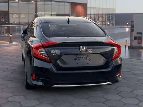 Used 2020 Honda Civic EX image 8