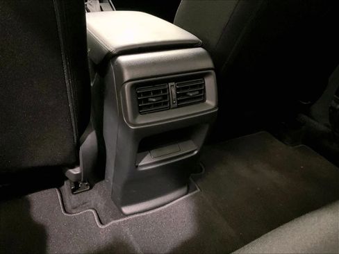 Used 2025 Honda CR-V LX image 27