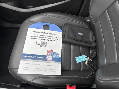 Used 2015 Ford Escape Titanium AWD/4WD image 28