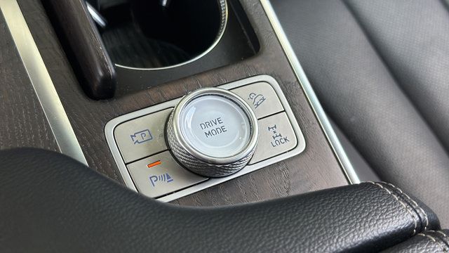 Used 2024 Genesis GV80 2.5T AWD/4WD image 26