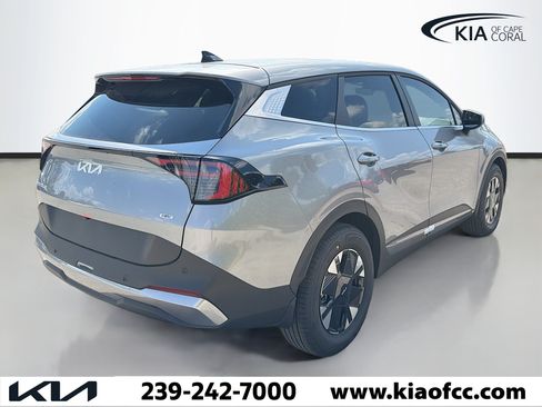 New 2026 Kia Sportage LX FWD image 6