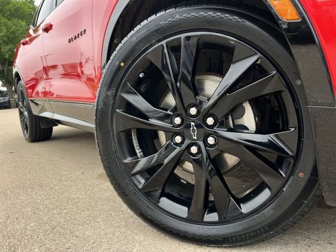Used 2019 Chevrolet Blazer RS AWD/4WD image 9
