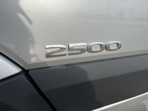 Used 2007 Dodge Sprinter 2500 w/ Cooling Group image 27