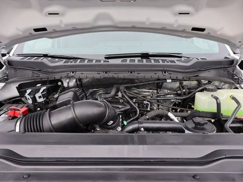 New 2026 Ford F250 XL w/ XL Chrome Package image 35