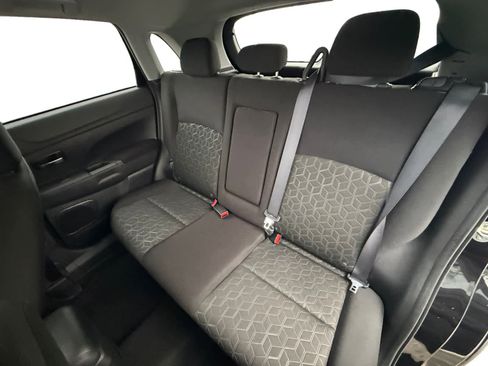 Used 2024 Mitsubishi Outlander Sport ES image 16